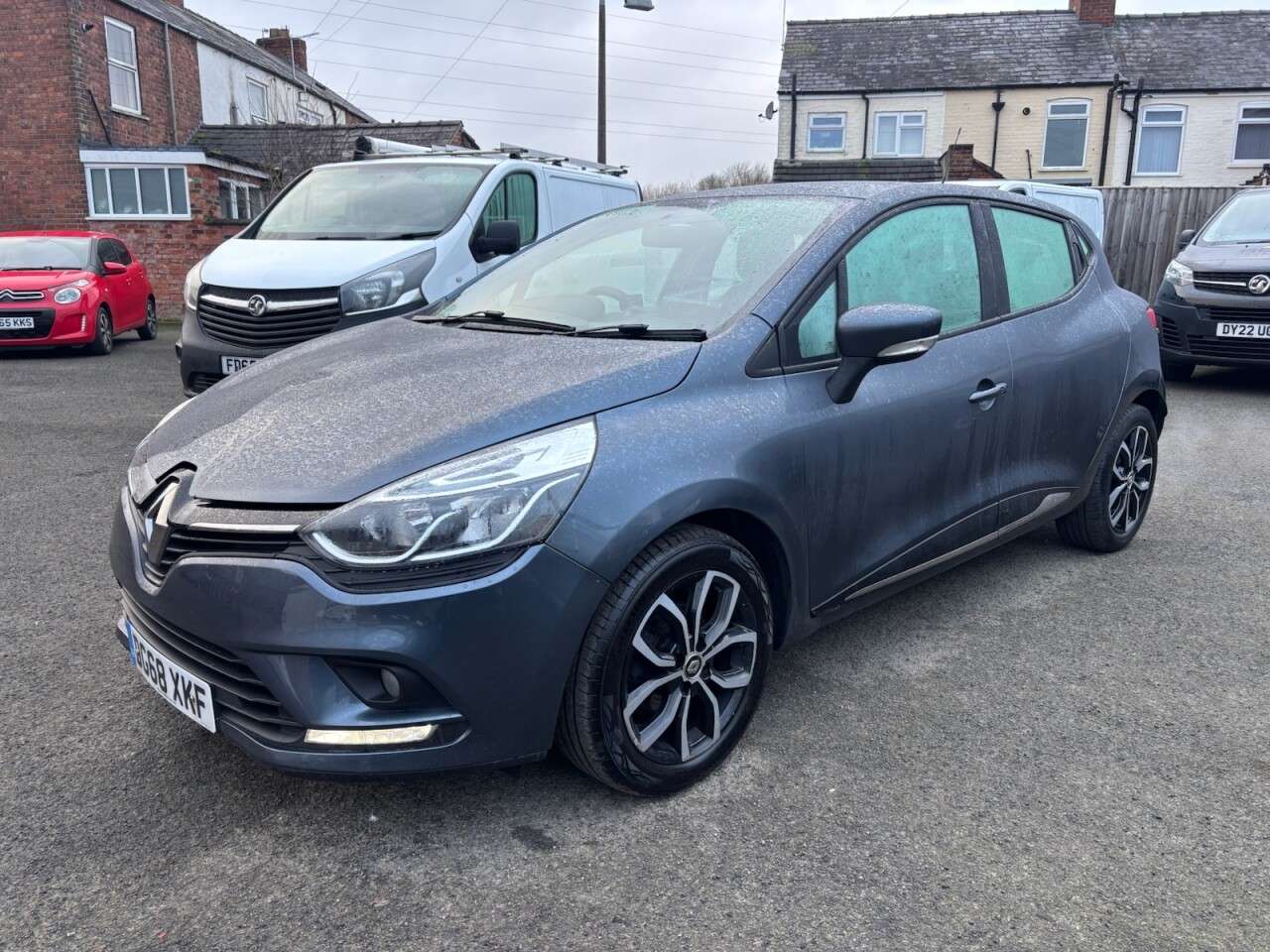 2018 RENAULT CLIO 2018 RENAULT CLIO