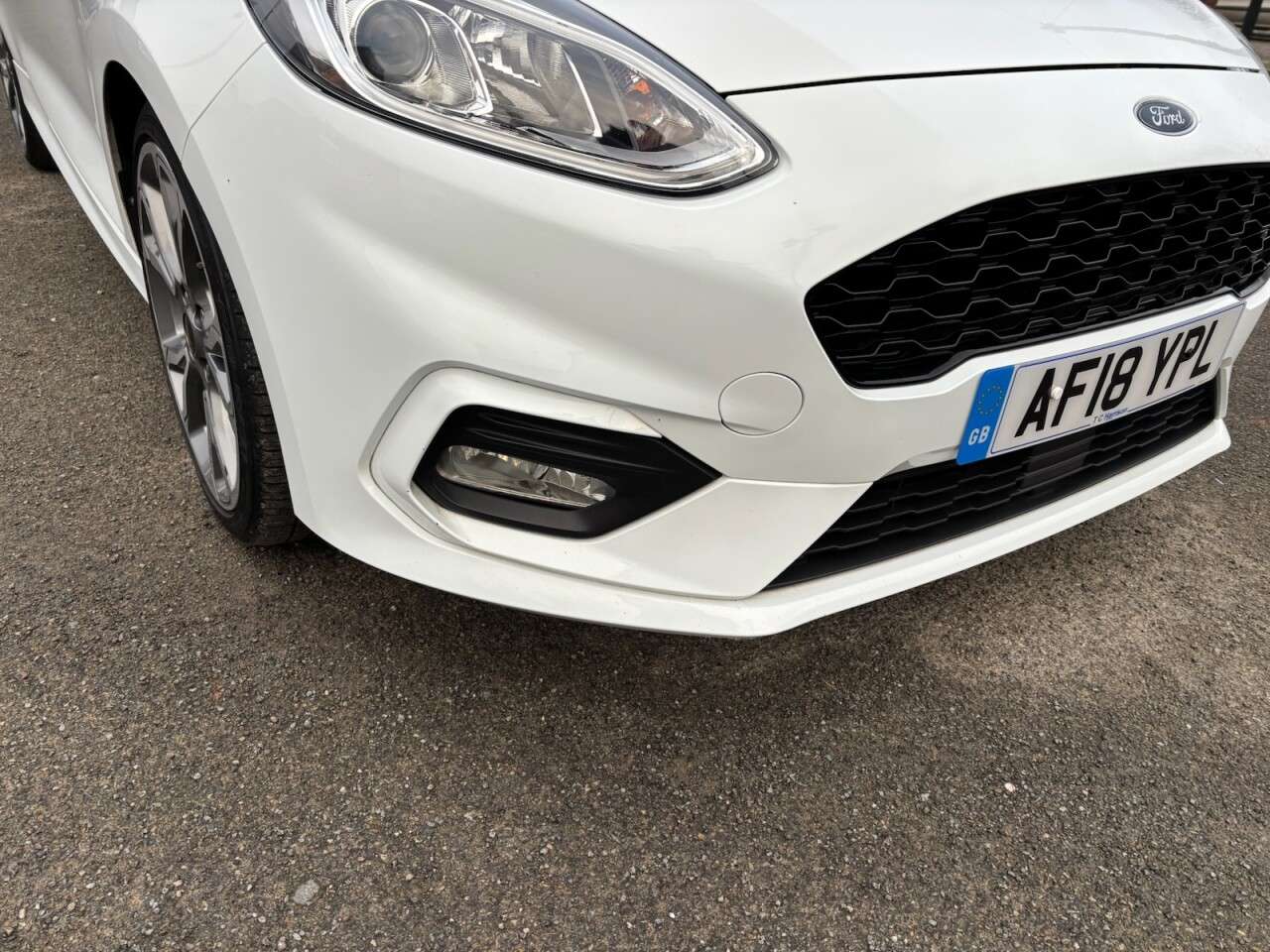 A 2018 FORD FIESTA 1.0T EcoBoost ST-Line X Hatchback 3dr Petrol Manual Euro 6 (s/s) (140 ps) A 2018 FORD FIESTA 1.0T EcoBoost ST-Line X Hatchback 3dr Petrol Manual Euro 6 (s/s) (140 ps)