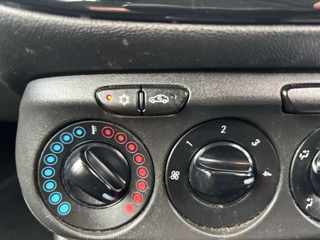 2018 VAUXHALL CORSA 2018 VAUXHALL CORSA