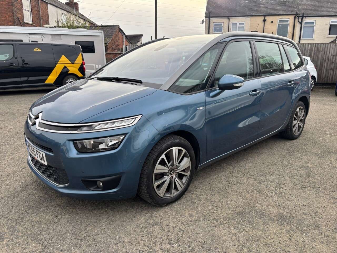A 2015 CITROEN GRAND C4 PICASSO 2.0 BlueHDi Exclusive MPV 5dr Diesel Manual Euro 6 (s/s) (150 ps) A 2015 CITROEN GRAND C4 PICASSO 2.0 BlueHDi Exclusive MPV 5dr Diesel Manual Euro 6 (s/s) (150 ps)