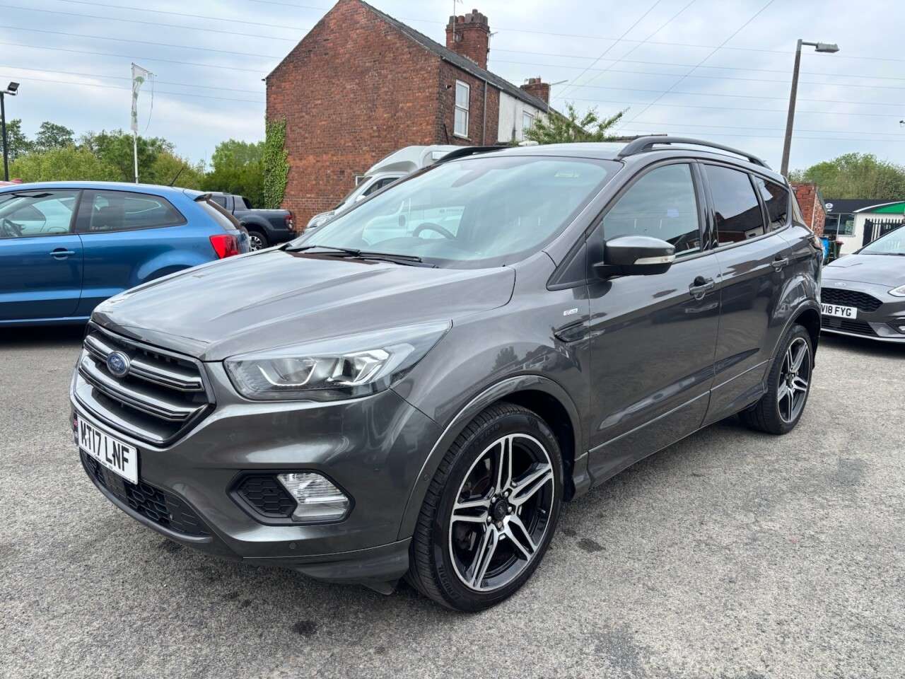 A 2017 FORD KUGA 1.5 TDCi ST-Line SUV 5dr Diesel Manual Euro 6 (s/s) (120 ps) A 2017 FORD KUGA 1.5 TDCi ST-Line SUV 5dr Diesel Manual Euro 6 (s/s) (120 ps)