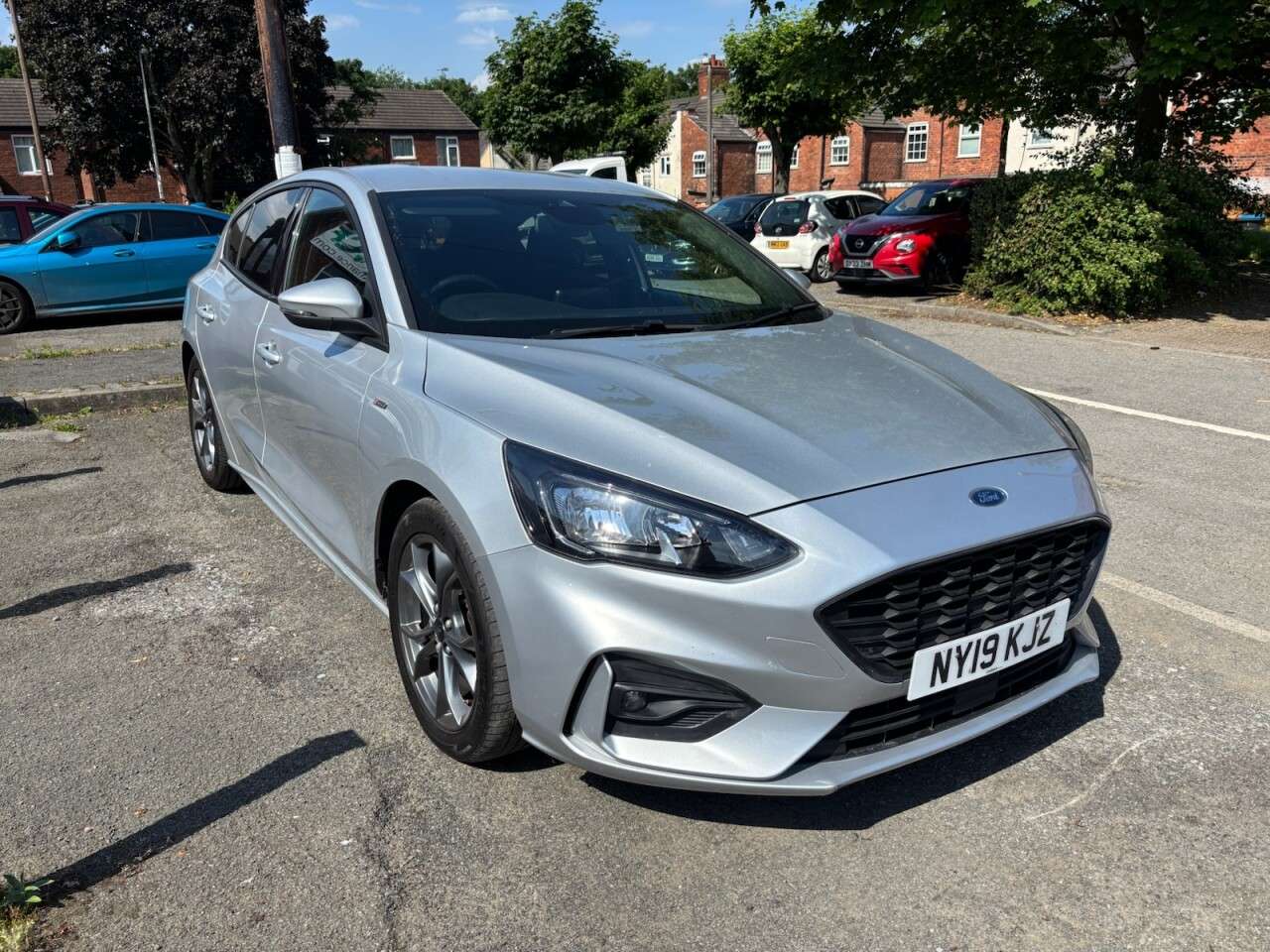 A 2019 FORD FOCUS 1.0T EcoBoost ST-Line Hatchback 5dr Petrol Manual Euro 6 (s/s) (125 ps) A 2019 FORD FOCUS 1.0T EcoBoost ST-Line Hatchback 5dr Petrol Manual Euro 6 (s/s) (125 ps)