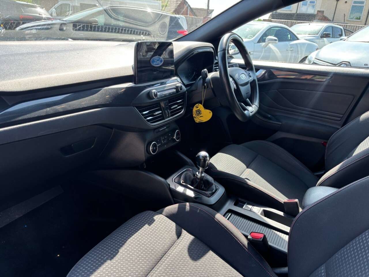 A 2019 FORD FOCUS 1.0T EcoBoost ST-Line Hatchback 5dr Petrol Manual Euro 6 (s/s) (125 ps) A 2019 FORD FOCUS 1.0T EcoBoost ST-Line Hatchback 5dr Petrol Manual Euro 6 (s/s) (125 ps)