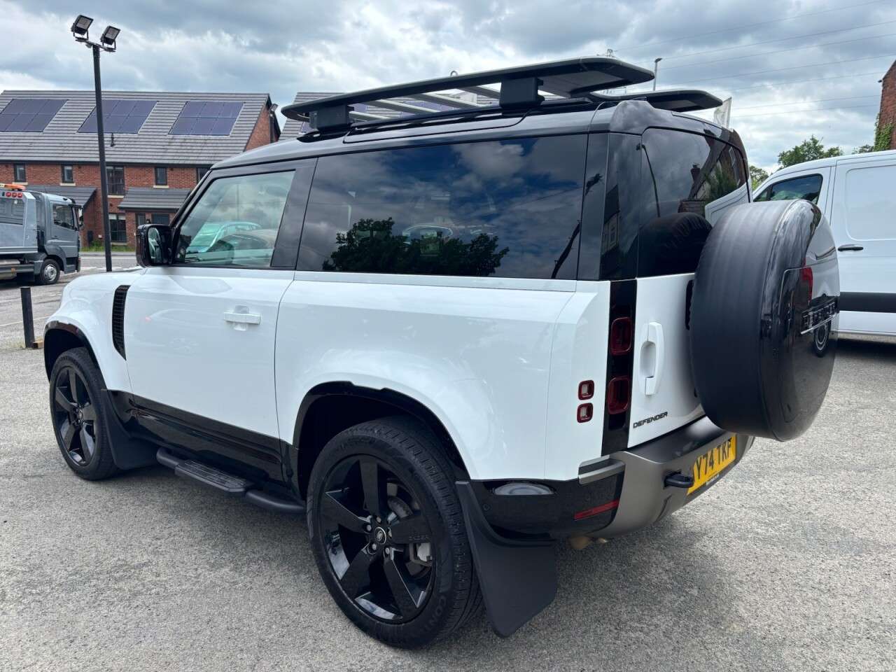2024 LAND ROVER DEFENDER 90 2024 LAND ROVER DEFENDER 90