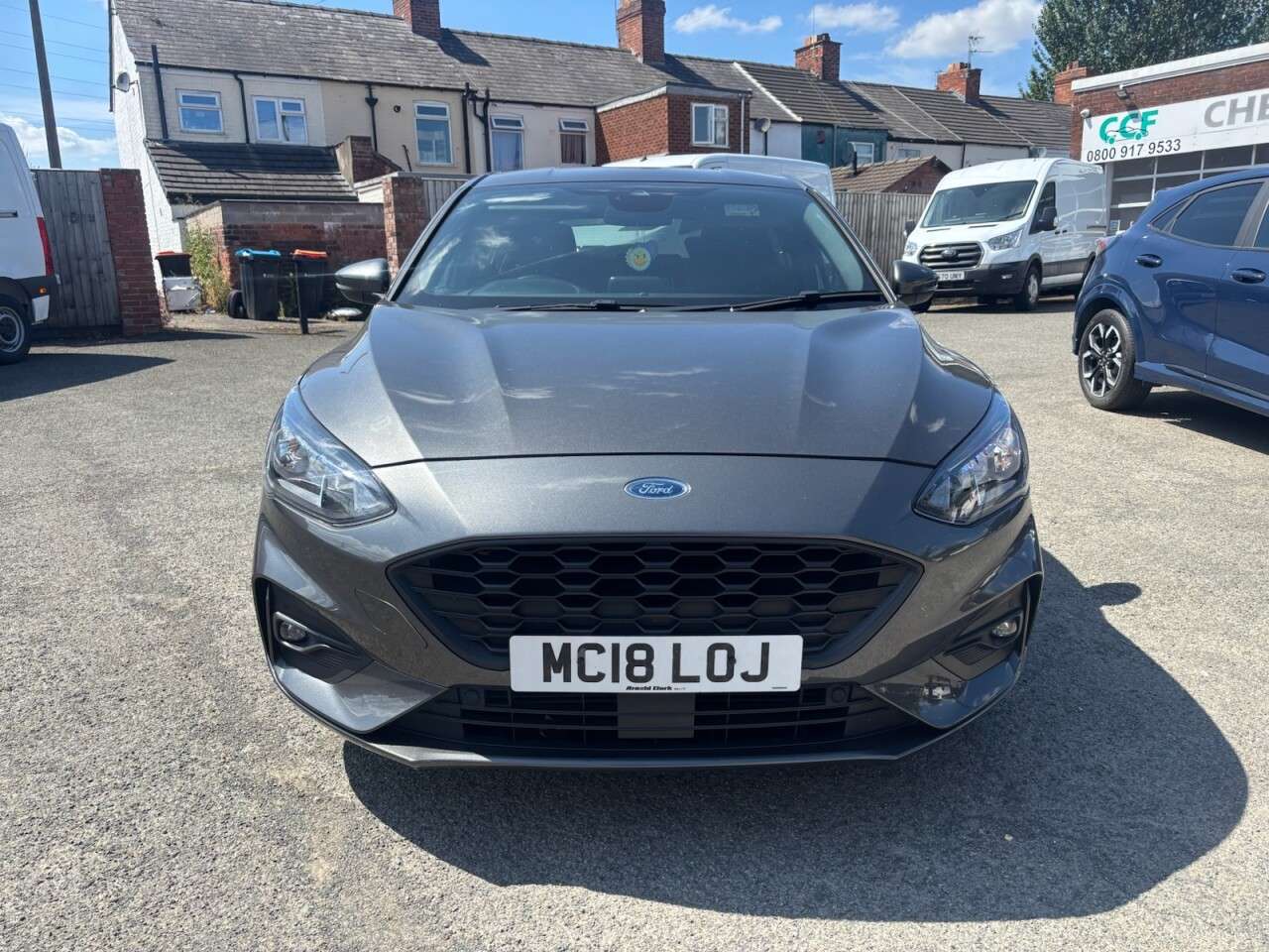 A 2018 FORD FOCUS 1.0T EcoBoost ST-Line Hatchback 5dr Petrol Manual Euro 6 (s/s) (125 ps) A 2018 FORD FOCUS 1.0T EcoBoost ST-Line Hatchback 5dr Petrol Manual Euro 6 (s/s) (125 ps)