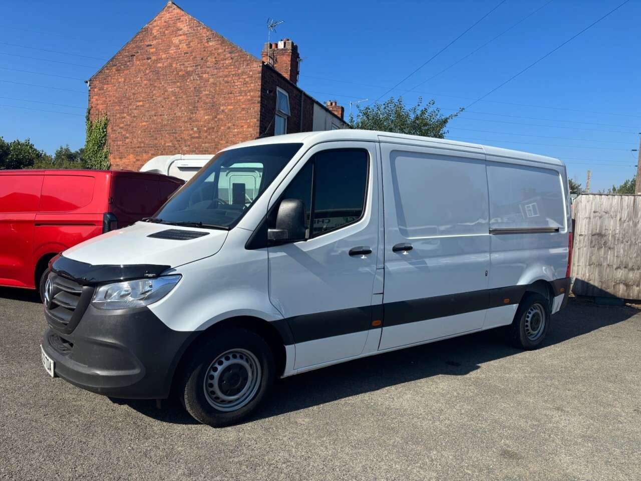 A 2023 MERCEDES-BENZ SPRINTER 2.0 315 CDI Progressive Panel Van 5dr Diesel Manual FWD L2 H1 Euro 6 (s/s) A 2023 MERCEDES-BENZ SPRINTER 2.0 315 CDI Progressive Panel Van 5dr Diesel Manual FWD L2 H1 Euro 6 (s/s)
