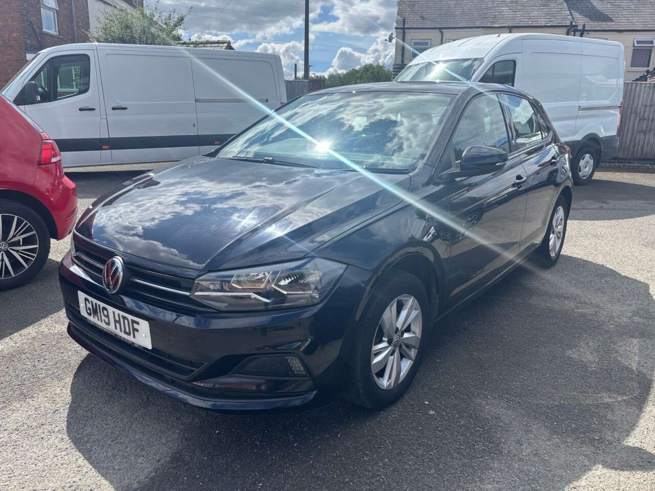 A 2019 VOLKSWAGEN POLO 1.0 EVO SE Hatchback 5dr Petrol Manual Euro 6 (s/s) (80 ps) A 2019 VOLKSWAGEN POLO 1.0 EVO SE Hatchback 5dr Petrol Manual Euro 6 (s/s) (80 ps)