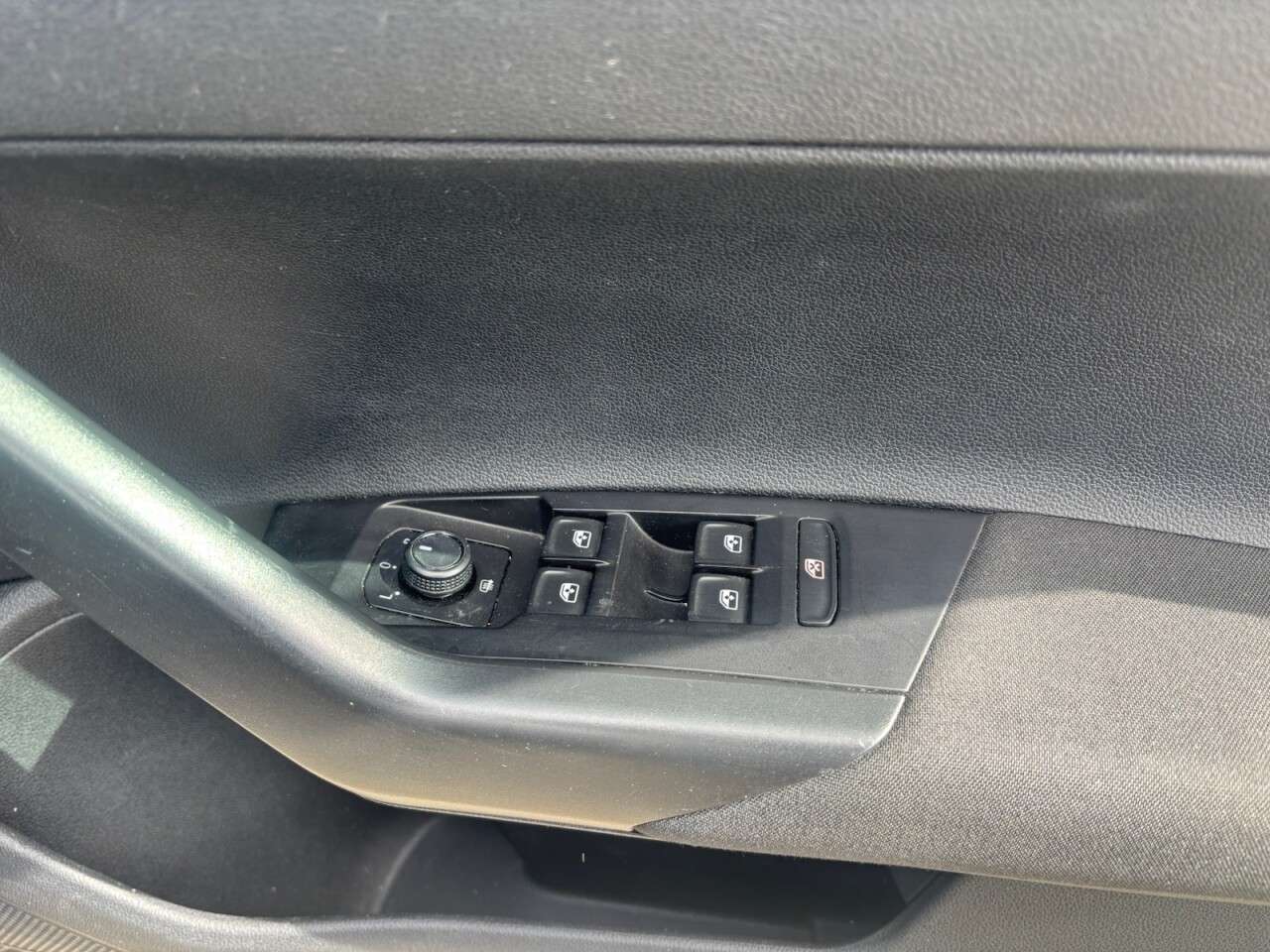 2019 VOLKSWAGEN POLO 2019 VOLKSWAGEN POLO