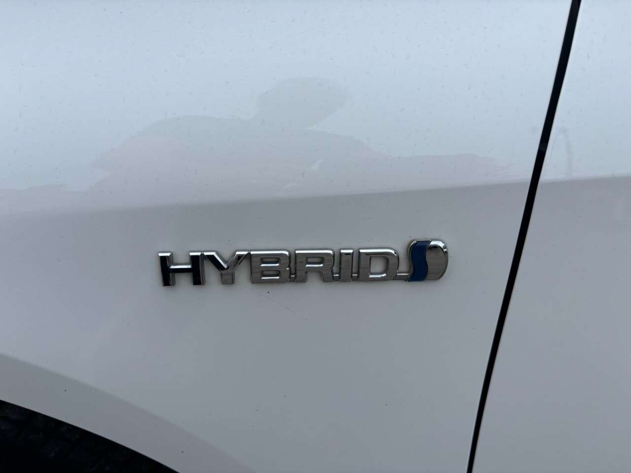 A 2020 TOYOTA COROLLA 1.8 VVT-h GPF Icon Touring Sports 5dr Petrol Hybrid CVT Euro 6 (s/s) (122 p A 2020 TOYOTA COROLLA 1.8 VVT-h GPF Icon Touring Sports 5dr Petrol Hybrid CVT Euro 6 (s/s) (122 p
