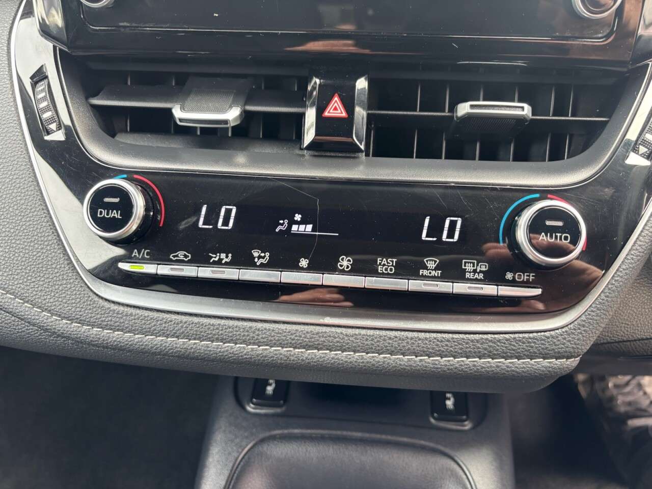 2020 TOYOTA COROLLA 2020 TOYOTA COROLLA
