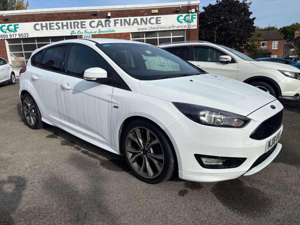 A 2018 FORD FOCUS 1.0T EcoBoost ST-Line Hatchback 5dr Petrol Manual Euro 6 (s/s) (125 ps) A 2018 FORD FOCUS 1.0T EcoBoost ST-Line Hatchback 5dr Petrol Manual Euro 6 (s/s) (125 ps)