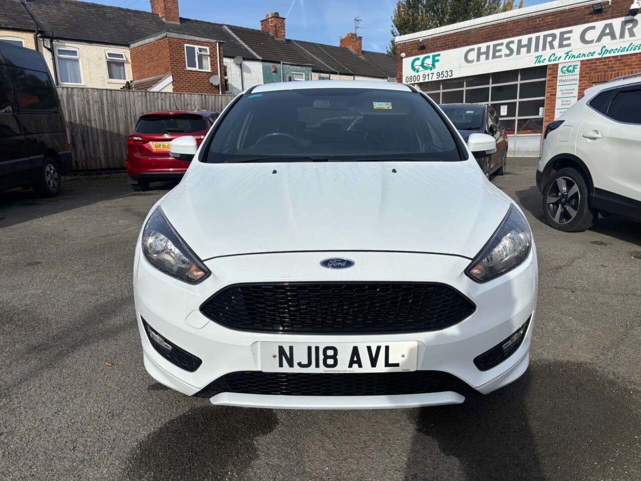 A 2018 FORD FOCUS 1.0T EcoBoost ST-Line Hatchback 5dr Petrol Manual Euro 6 (s/s) (125 ps) A 2018 FORD FOCUS 1.0T EcoBoost ST-Line Hatchback 5dr Petrol Manual Euro 6 (s/s) (125 ps)