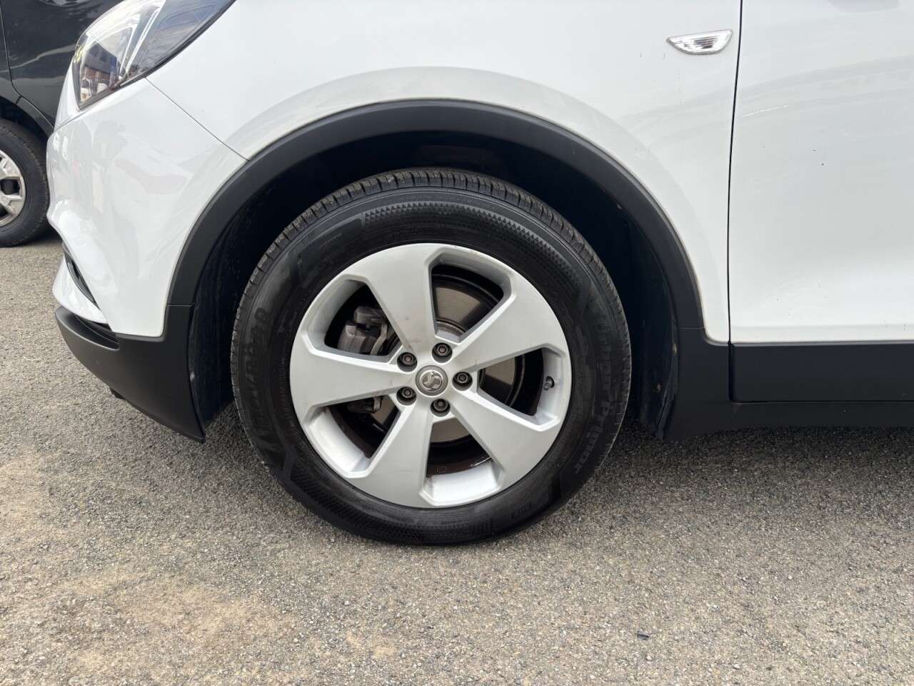 A 2019 VAUXHALL MOKKA X 1.4i Turbo ecoTEC Design Nav SUV 5dr Petrol Manual Euro 6 (s/s) (140 ps) A 2019 VAUXHALL MOKKA X 1.4i Turbo ecoTEC Design Nav SUV 5dr Petrol Manual Euro 6 (s/s) (140 ps)