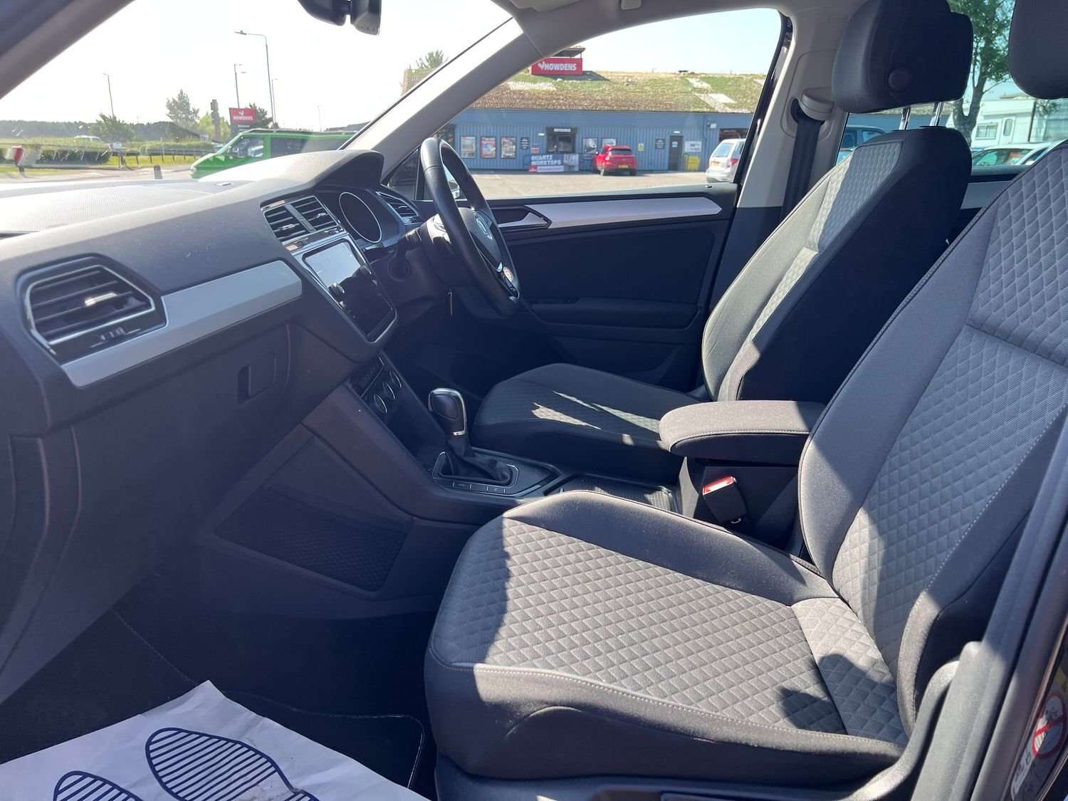 2018 VOLKSWAGEN TIGUAN 2018 VOLKSWAGEN TIGUAN