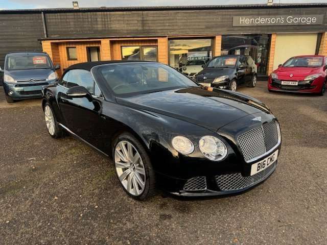 A 2012 BENTLEY CONTINENTAL 6.0 4x4 GTC mulliner spec air scarf massage seats A 2012 BENTLEY CONTINENTAL 6.0 4x4 GTC mulliner spec air scarf massage seats
