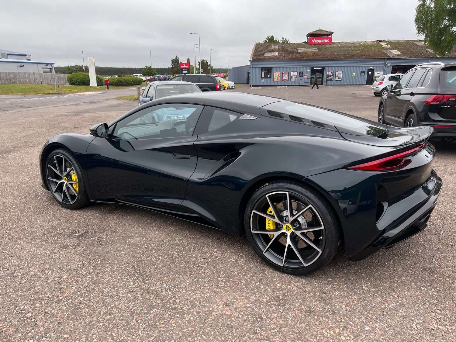 2023 LOTUS EMIRA 2023 LOTUS EMIRA