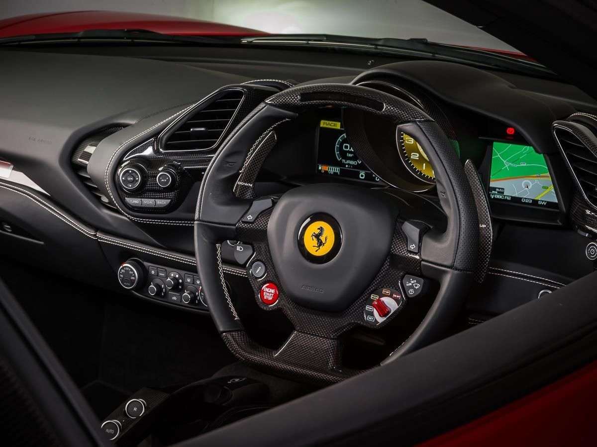 2018 FERRARI 488 SPIDER 2018 FERRARI 488 SPIDER