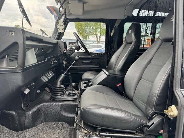 1991 LAND ROVER DEFENDER 90 1991 LAND ROVER DEFENDER 90