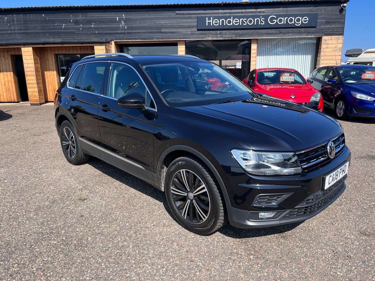 A 2018 VOLKSWAGEN TIGUAN SE NAVIGATION TDI BMT DSG A 2018 VOLKSWAGEN TIGUAN SE NAVIGATION TDI BMT DSG