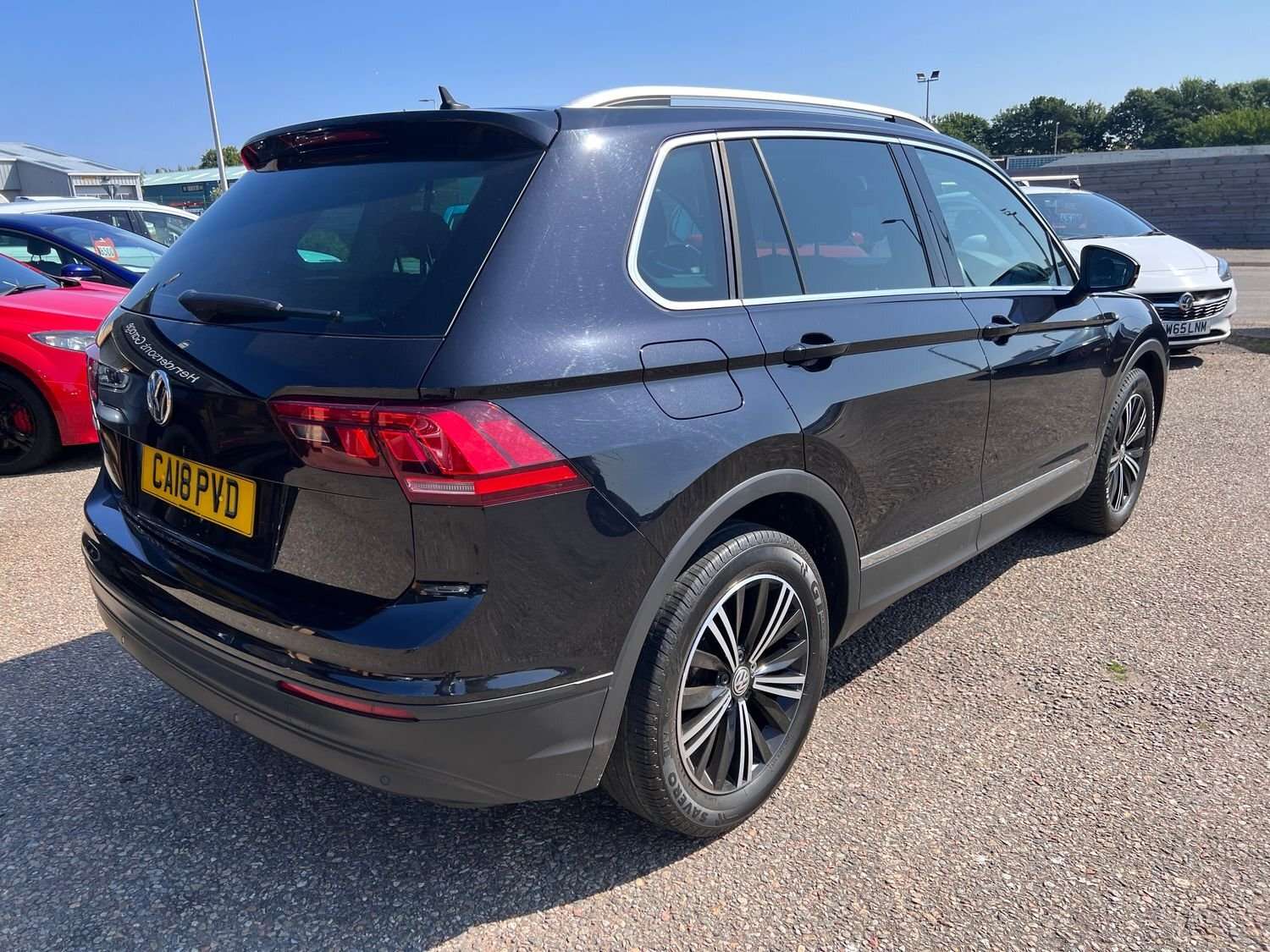 2018 VOLKSWAGEN TIGUAN 2018 VOLKSWAGEN TIGUAN