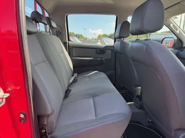 2012 TOYOTA HILUX 2012 TOYOTA HILUX