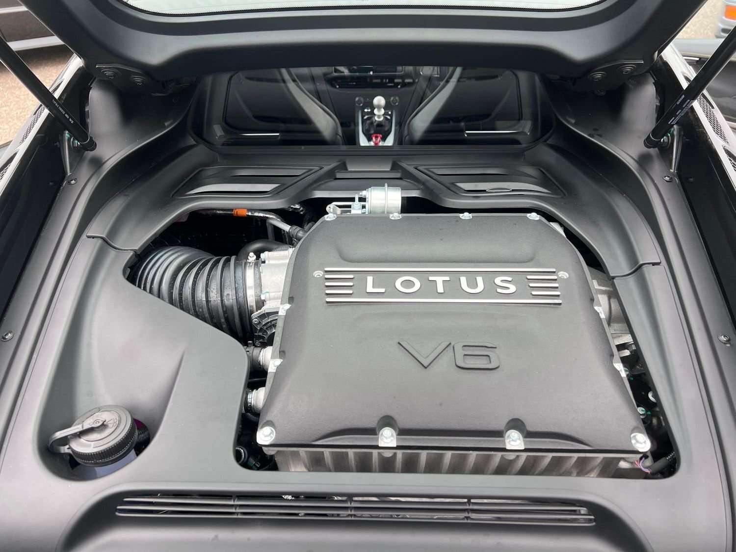 2023 LOTUS EMIRA 2023 LOTUS EMIRA