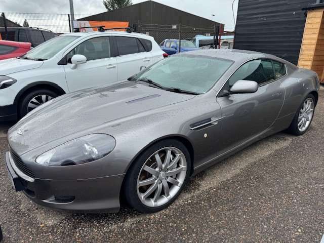 2004 ASTON MARTIN DB9 2004 ASTON MARTIN DB9