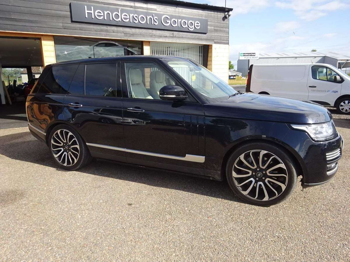 Check out this Land Rover Range Rover 2015 Diesel Automatic