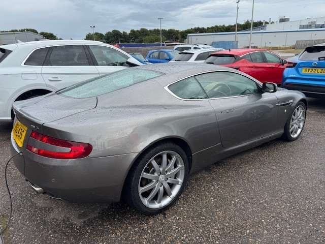 2004 ASTON MARTIN DB9 2004 ASTON MARTIN DB9