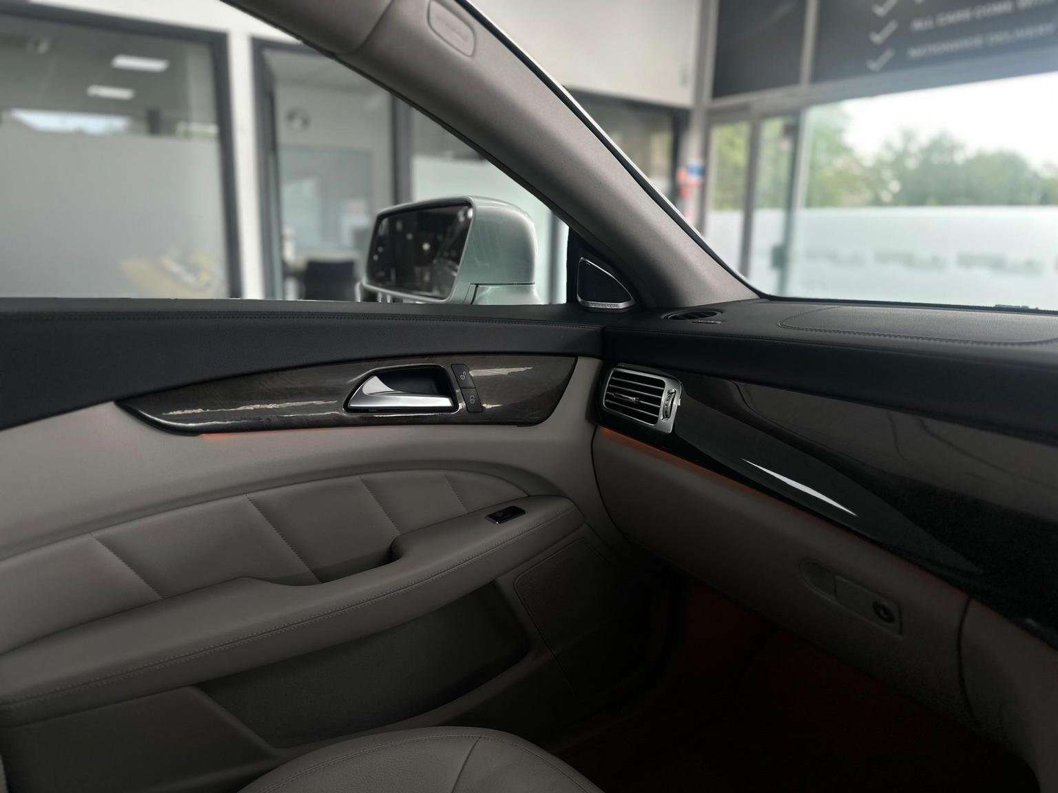 2011 MERCEDES-BENZ CLS 2011 MERCEDES-BENZ CLS