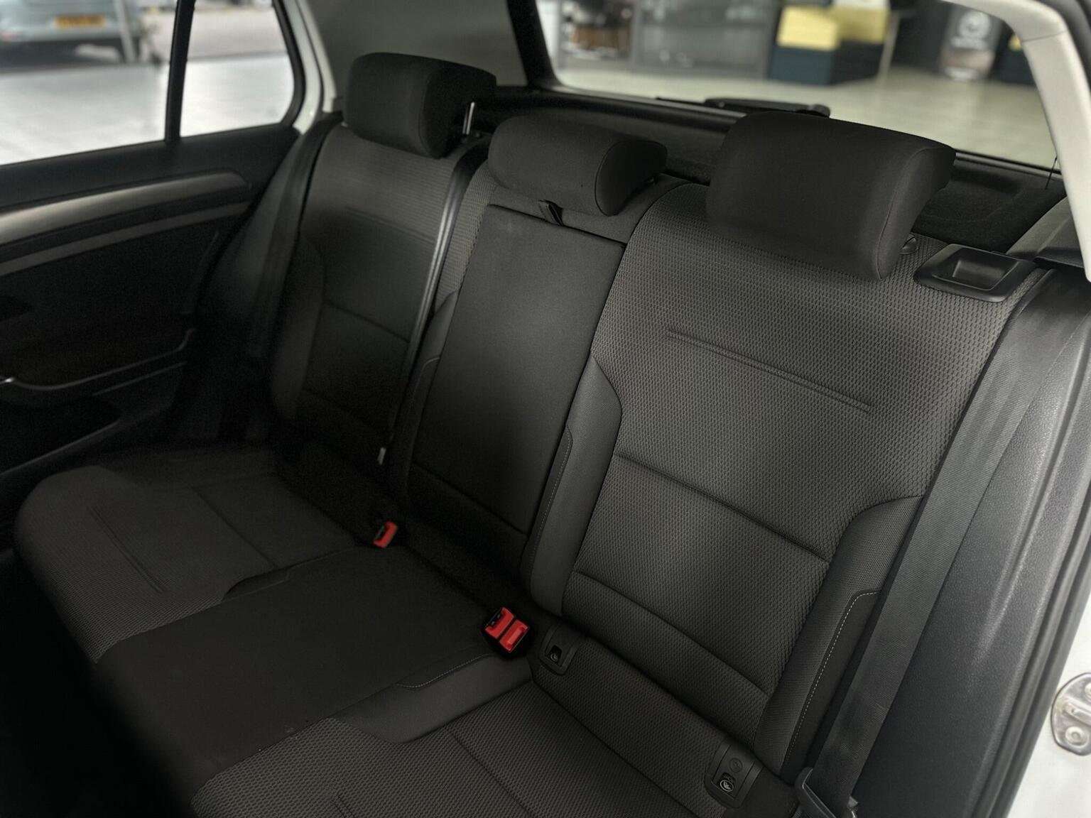 2019 VOLKSWAGEN E-GOLF 2019 VOLKSWAGEN E-GOLF