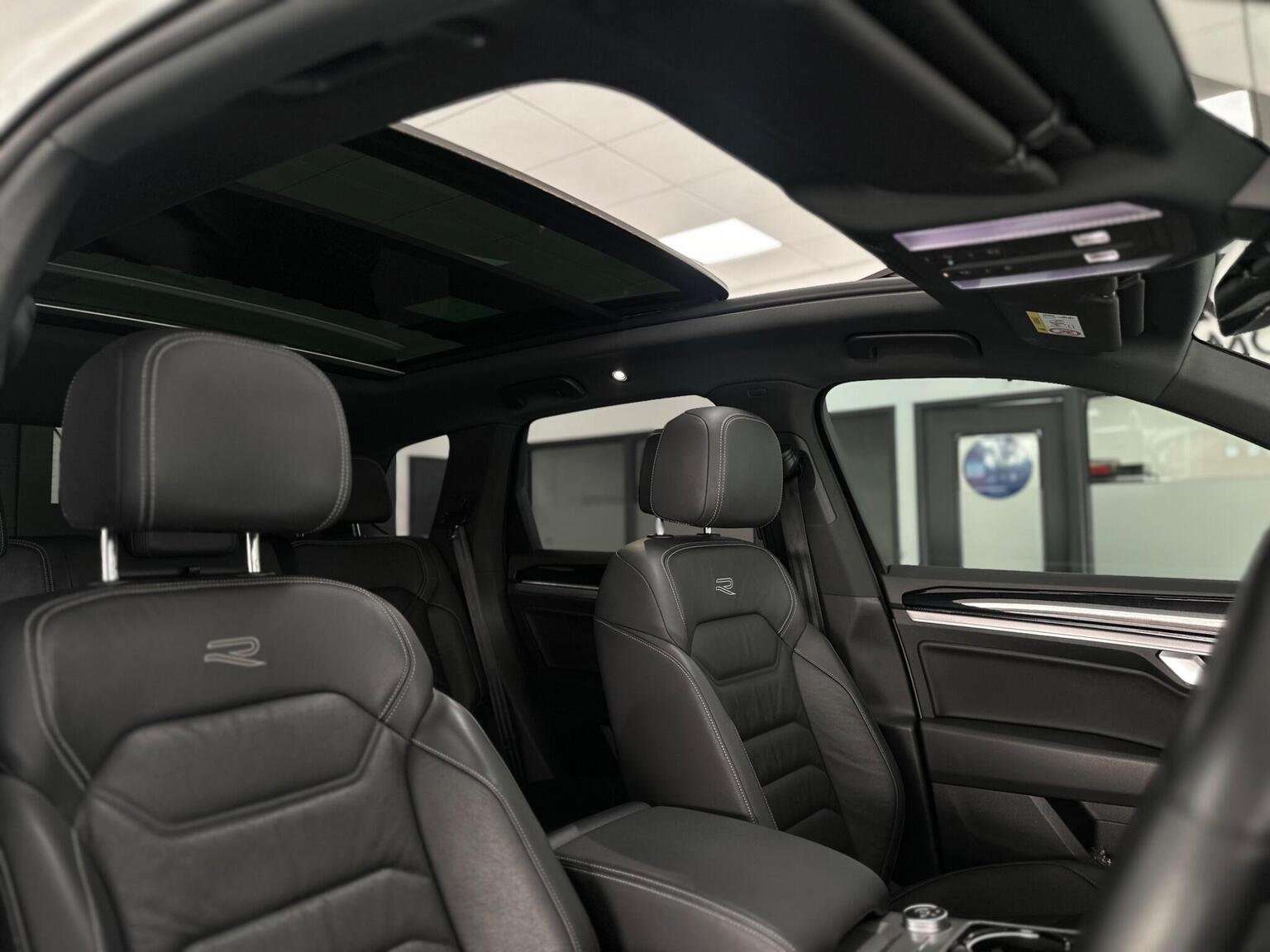 2022 VOLKSWAGEN TOUAREG 2022 VOLKSWAGEN TOUAREG