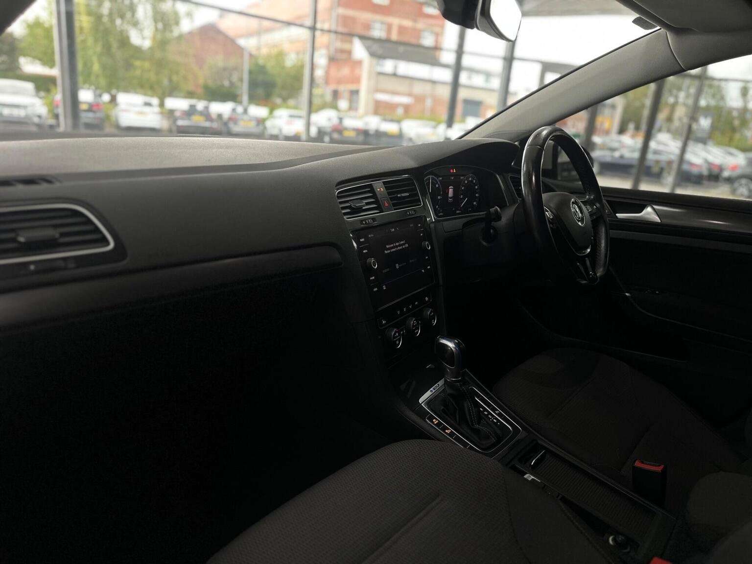 2019 VOLKSWAGEN E-GOLF 2019 VOLKSWAGEN E-GOLF