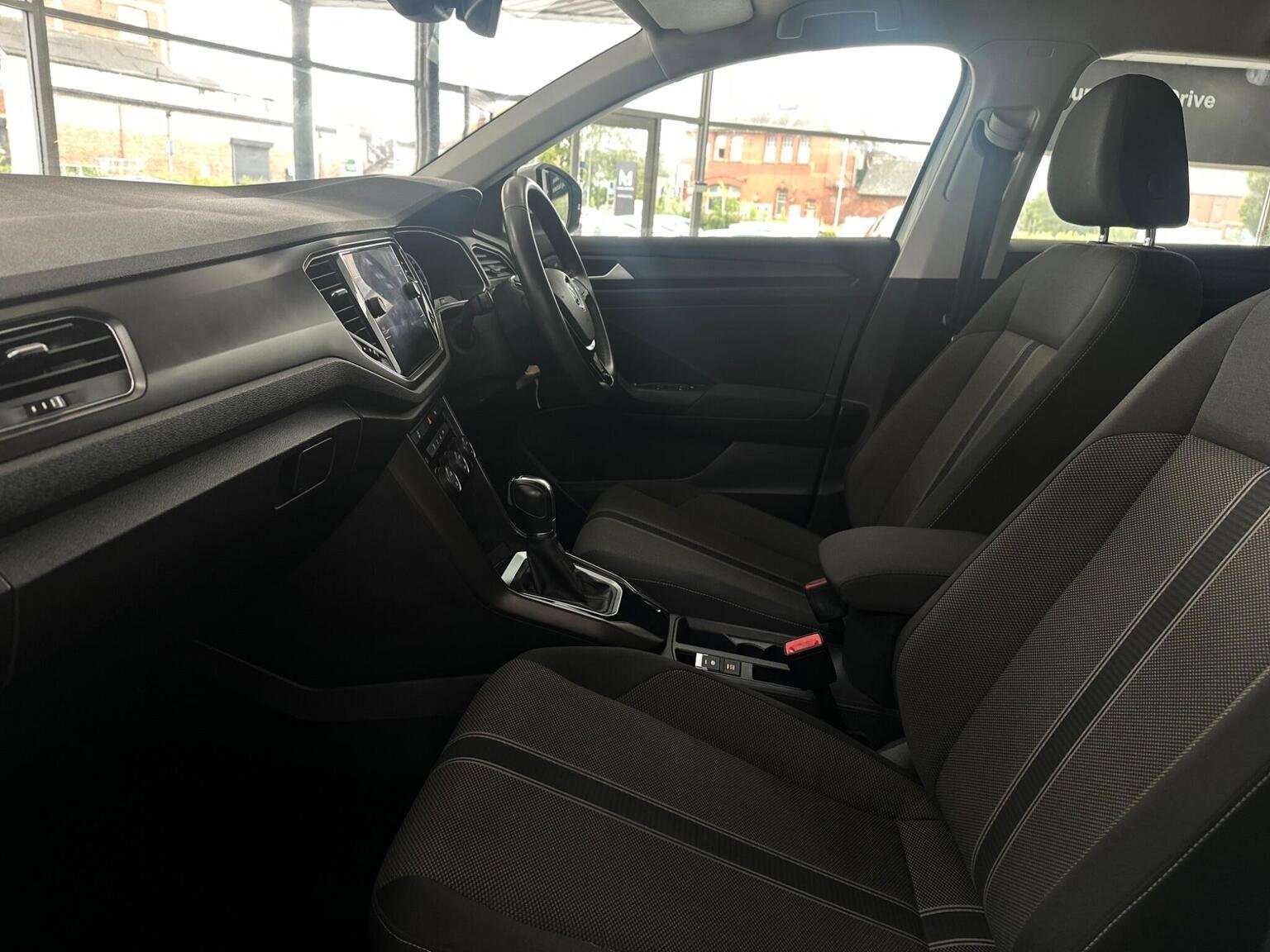 2019 VOLKSWAGEN T-ROC 2019 VOLKSWAGEN T-ROC