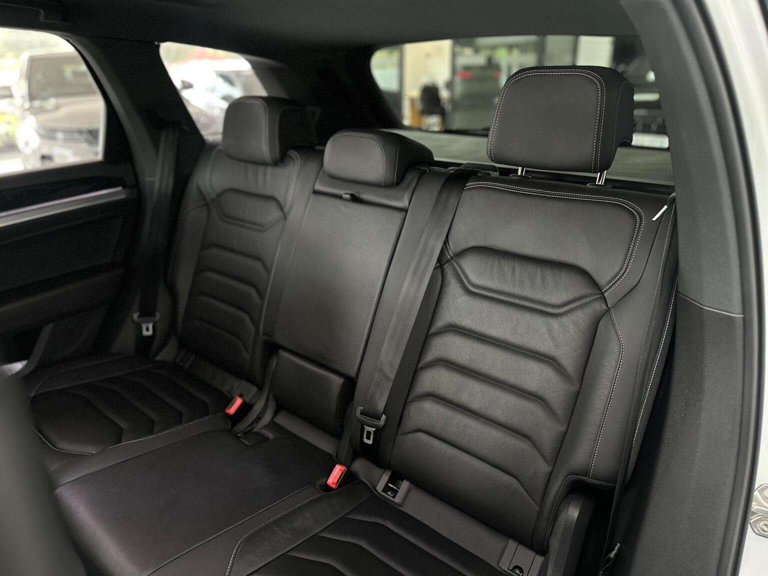 2022 VOLKSWAGEN TOUAREG 2022 VOLKSWAGEN TOUAREG