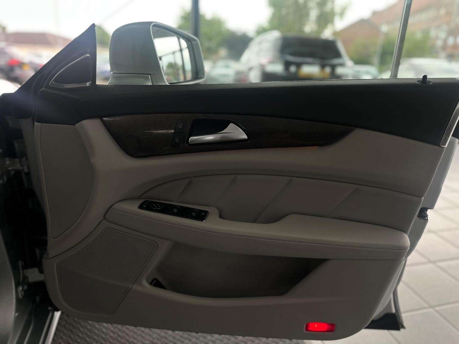 2011 MERCEDES-BENZ CLS 2011 MERCEDES-BENZ CLS