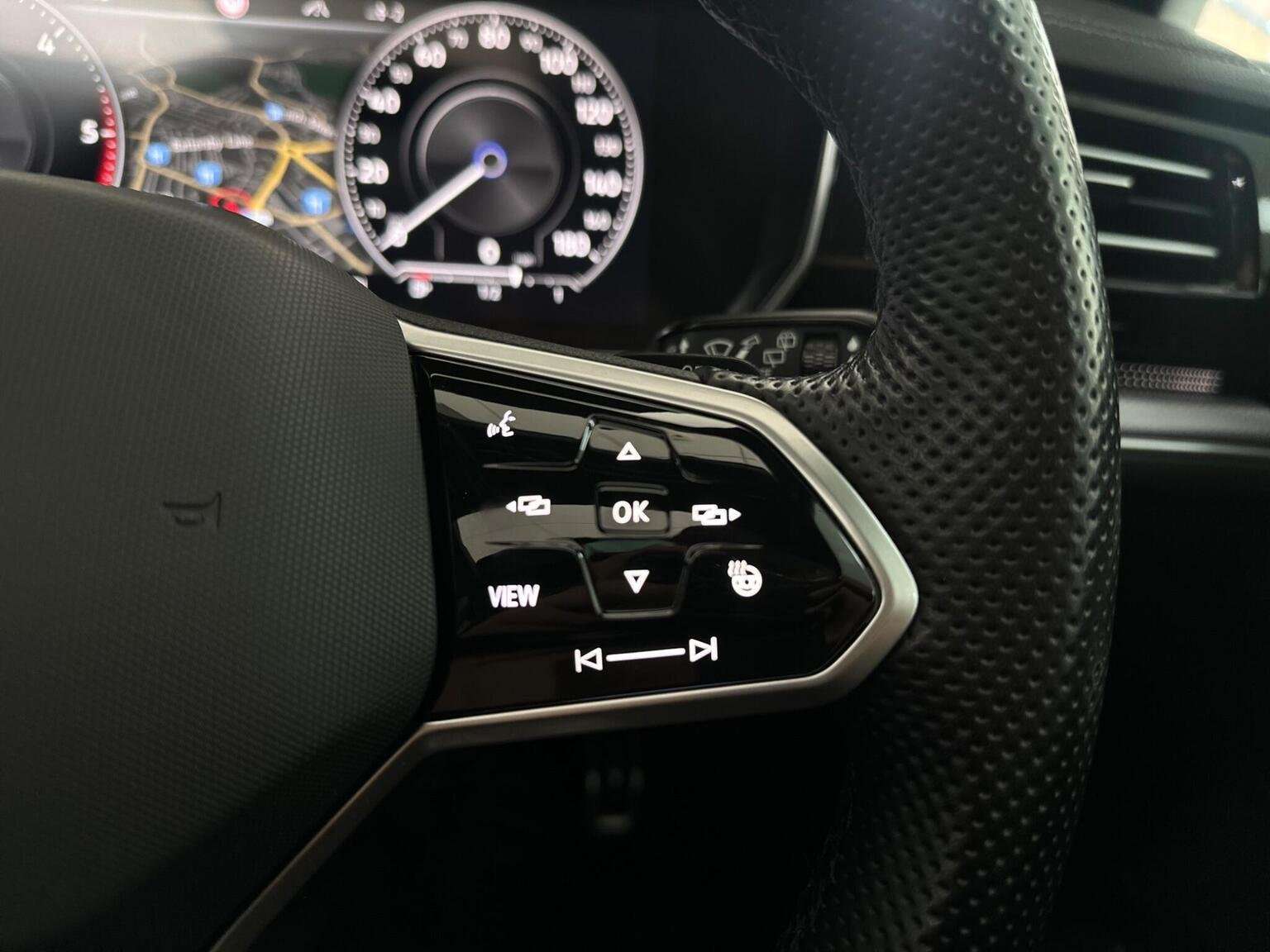 2022 VOLKSWAGEN TOUAREG 2022 VOLKSWAGEN TOUAREG