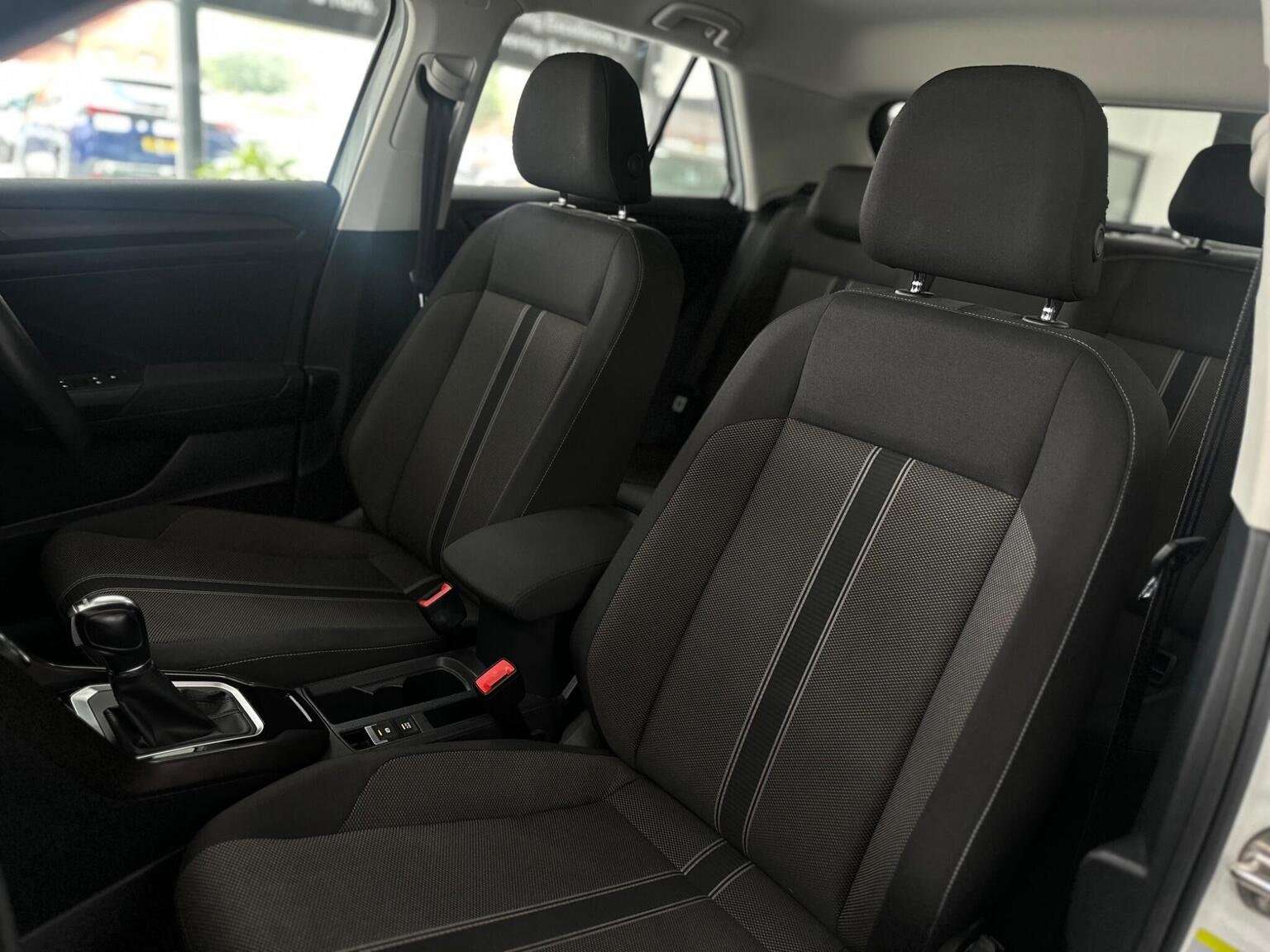 2019 VOLKSWAGEN T-ROC 2019 VOLKSWAGEN T-ROC