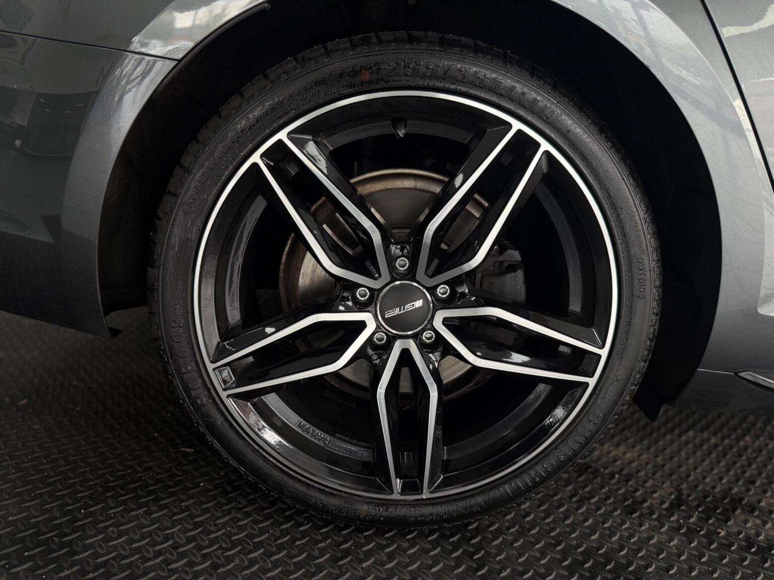 2018 AUDI A4 2018 AUDI A4