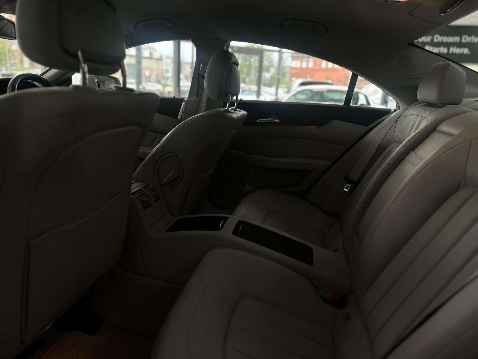 2011 MERCEDES-BENZ CLS 2011 MERCEDES-BENZ CLS