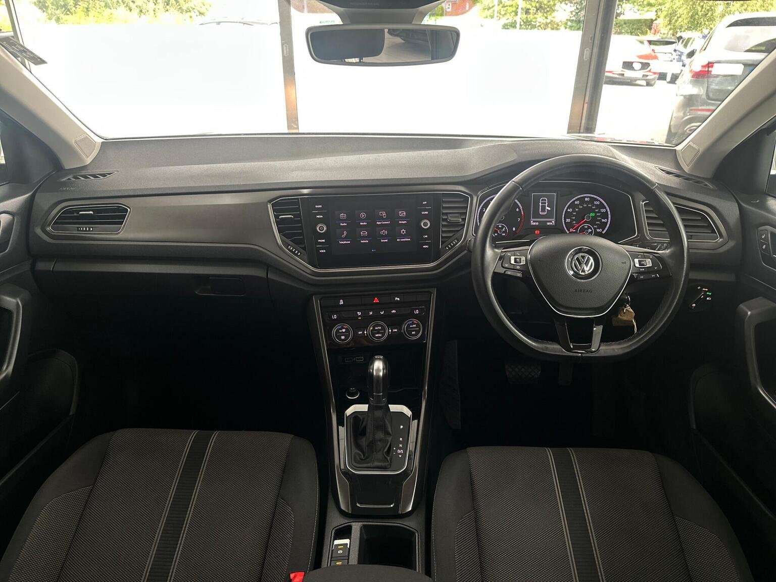 2019 VOLKSWAGEN T-ROC 2019 VOLKSWAGEN T-ROC