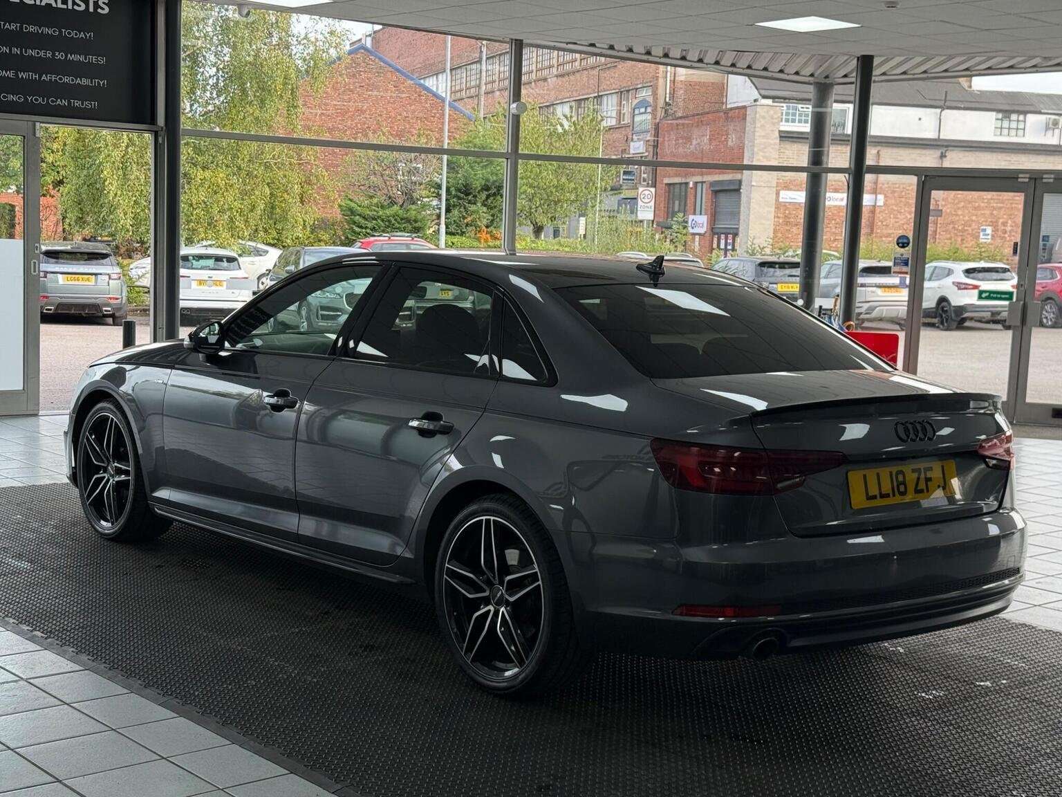 2018 AUDI A4 2018 AUDI A4