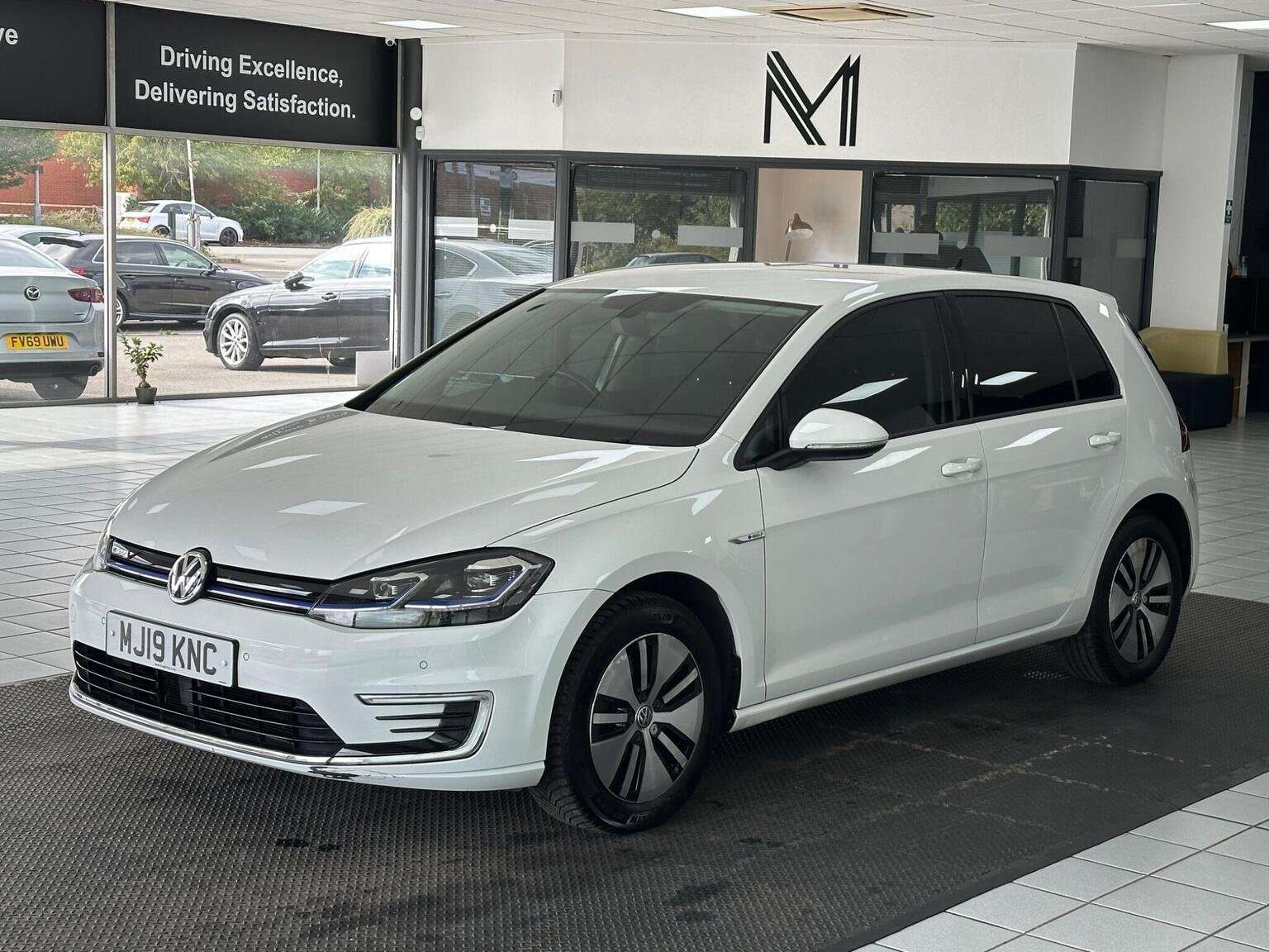 2019 VOLKSWAGEN E-GOLF 2019 VOLKSWAGEN E-GOLF