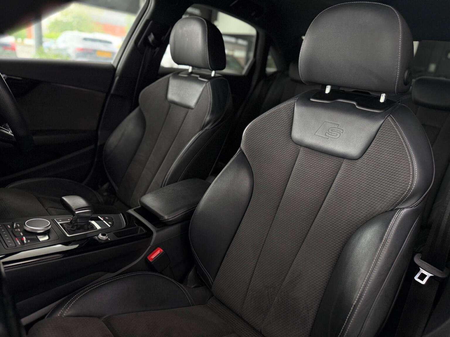2018 AUDI A4 2018 AUDI A4