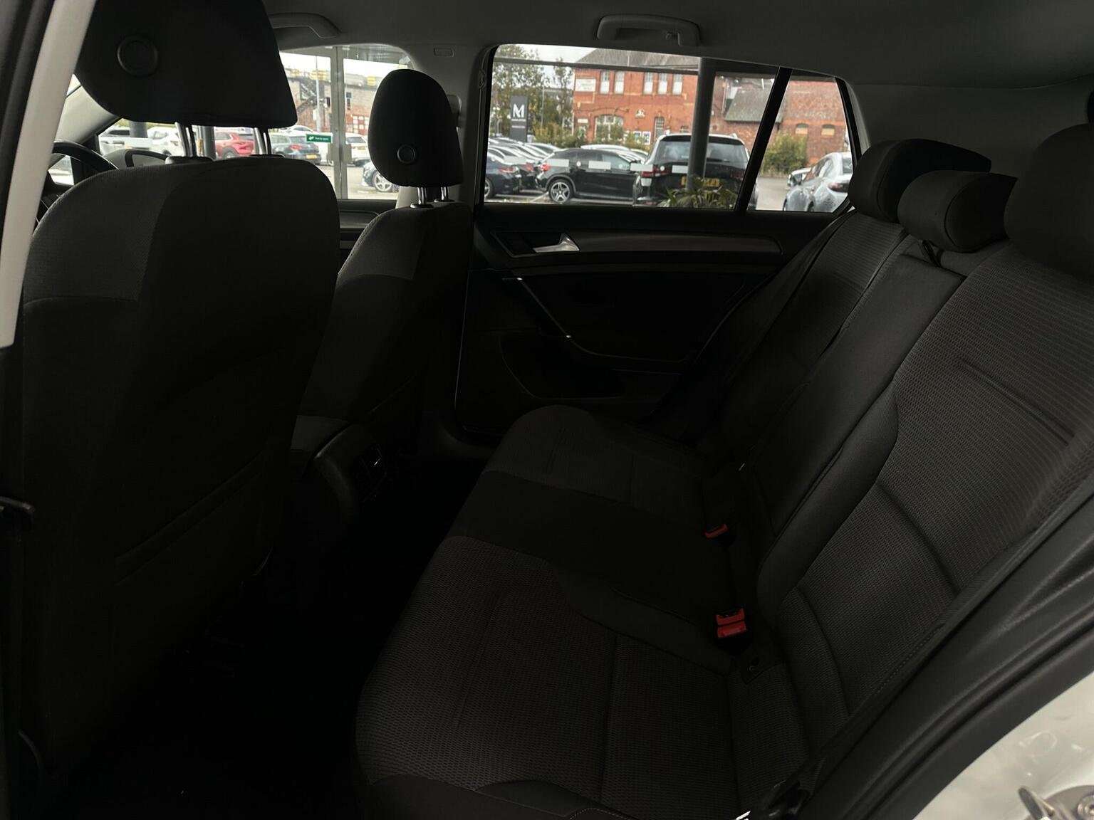 2019 VOLKSWAGEN E-GOLF 2019 VOLKSWAGEN E-GOLF