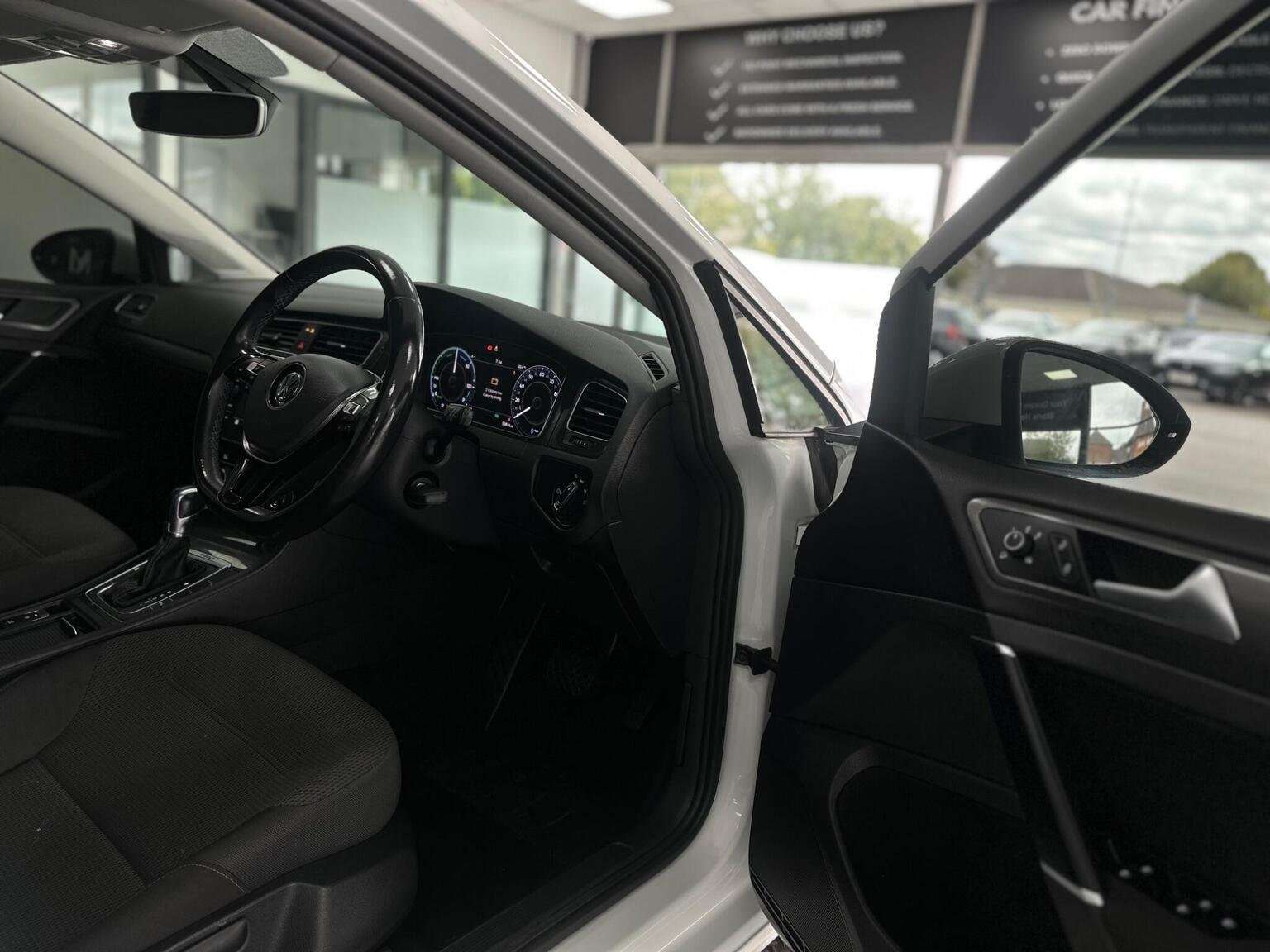 2019 VOLKSWAGEN E-GOLF 2019 VOLKSWAGEN E-GOLF