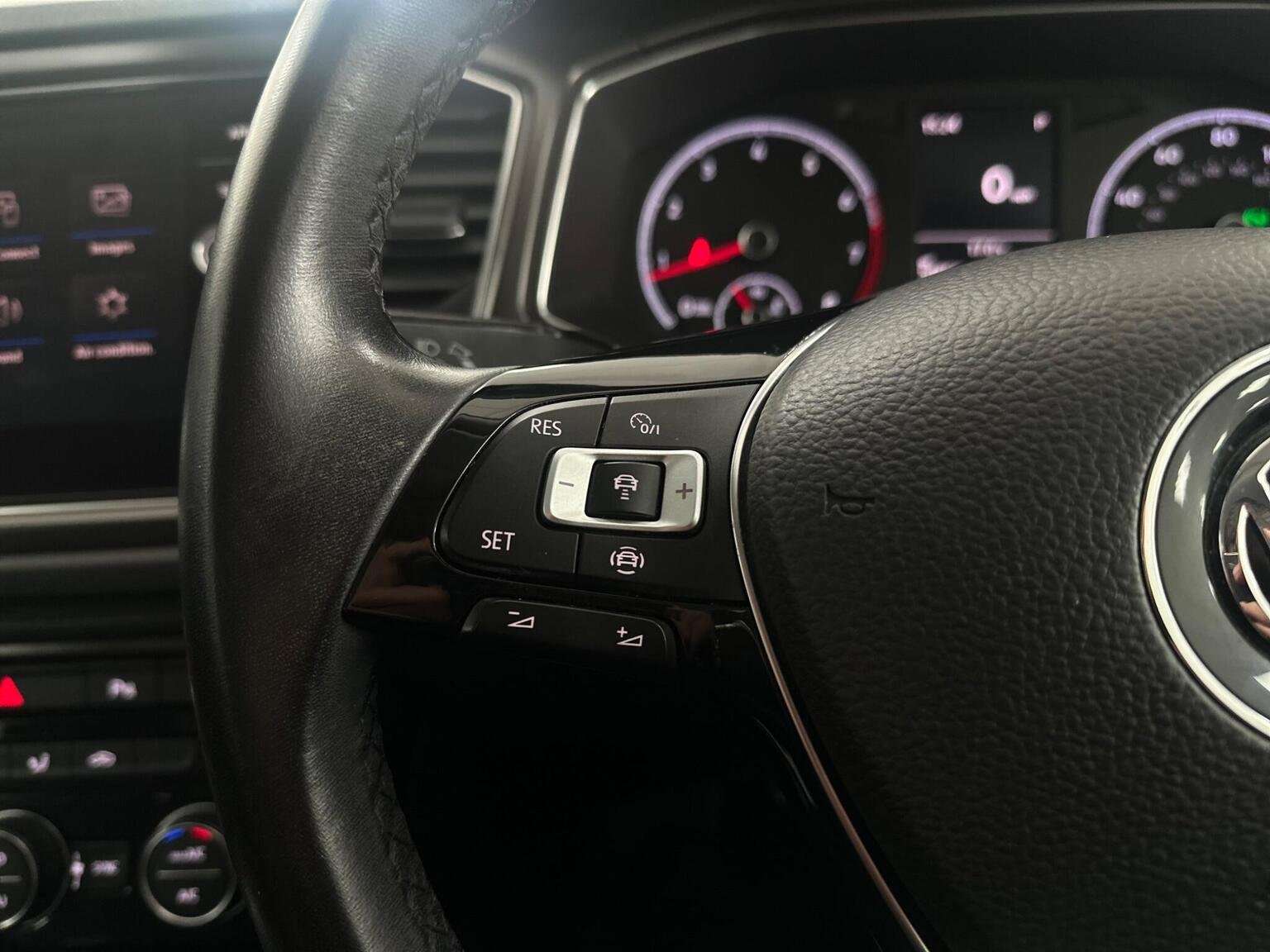 2019 VOLKSWAGEN T-ROC 2019 VOLKSWAGEN T-ROC