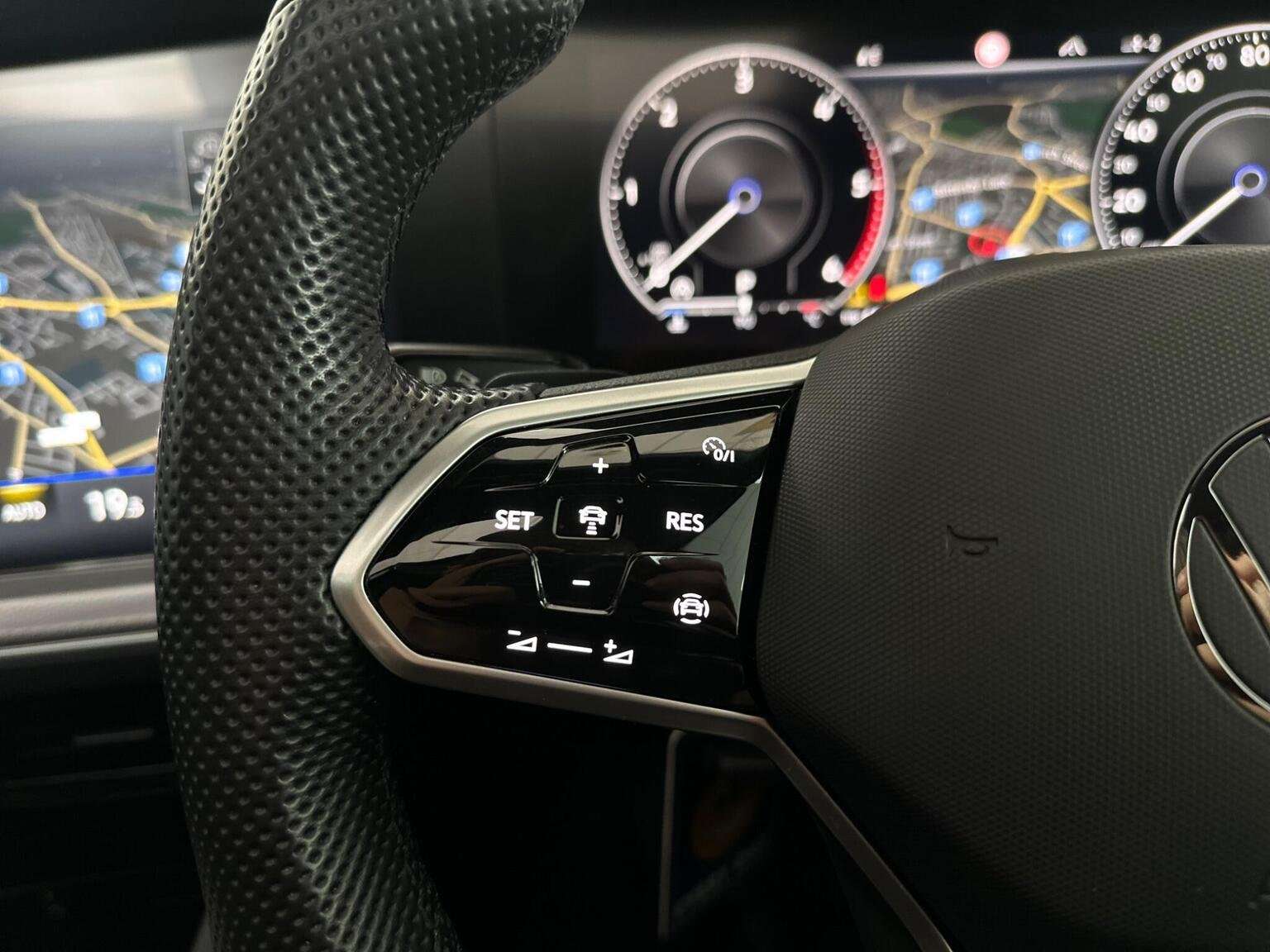 2022 VOLKSWAGEN TOUAREG 2022 VOLKSWAGEN TOUAREG