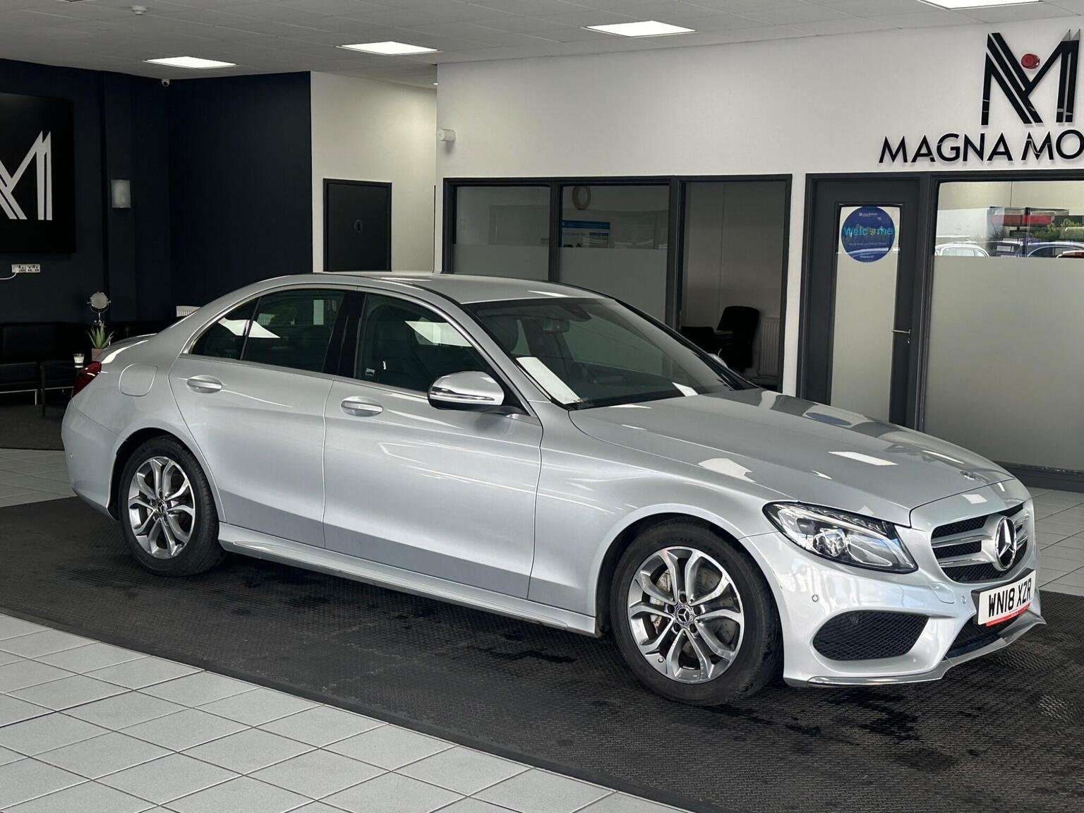 A 2018 MERCEDES-BENZ C CLASS 2.1 C220d AMG Line G-Tronic+ Euro 6 (s/s) 4dr A 2018 MERCEDES-BENZ C CLASS 2.1 C220d AMG Line G-Tronic+ Euro 6 (s/s) 4dr