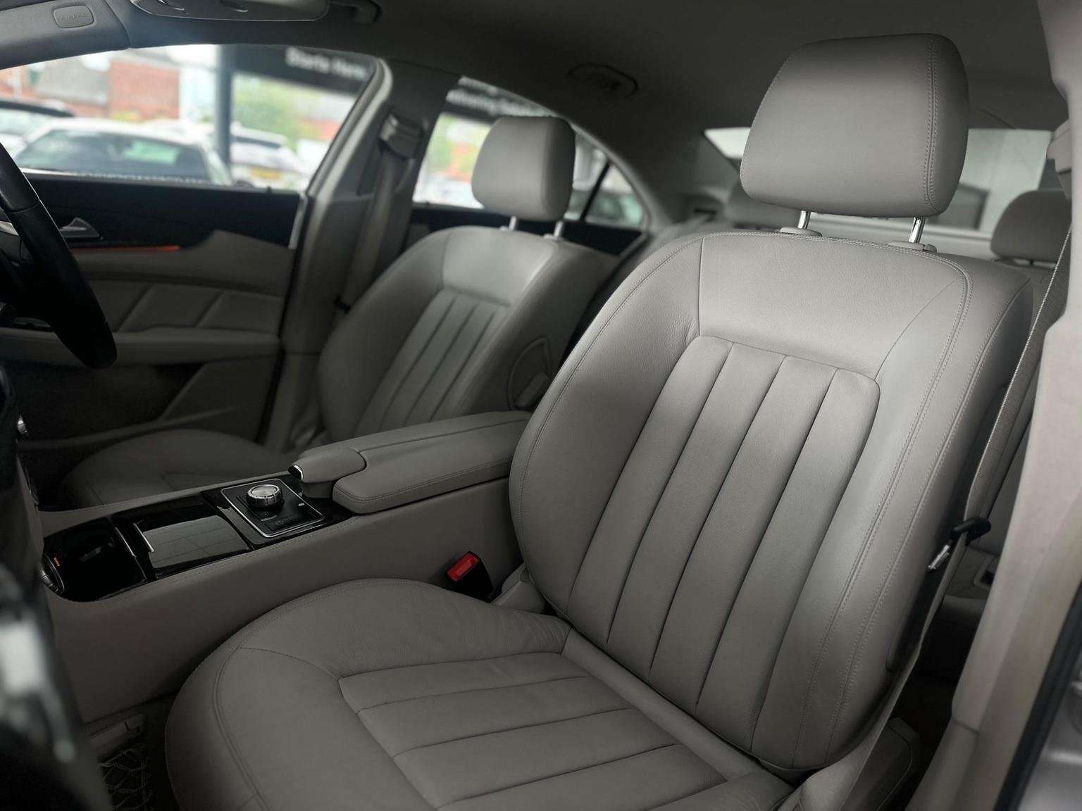 2011 MERCEDES-BENZ CLS 2011 MERCEDES-BENZ CLS